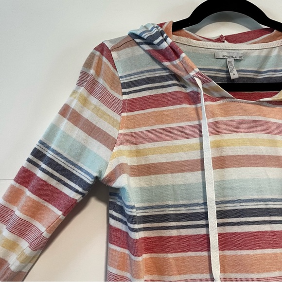 O’Neill | Light Pullover Hoodie - Picture 2 of 16